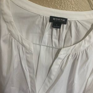 White neck tunic